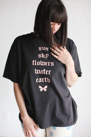 THE SUN & SKY TEE