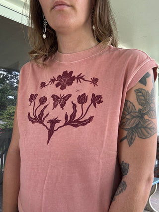 Womb Flower Muscle Tee